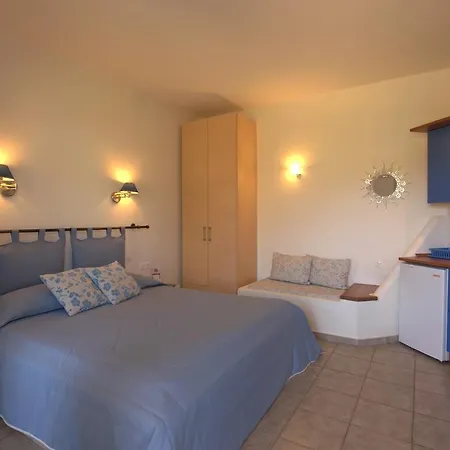 Summer Time - Tinos Apartments Agios Sostis (Tinos) Room photo