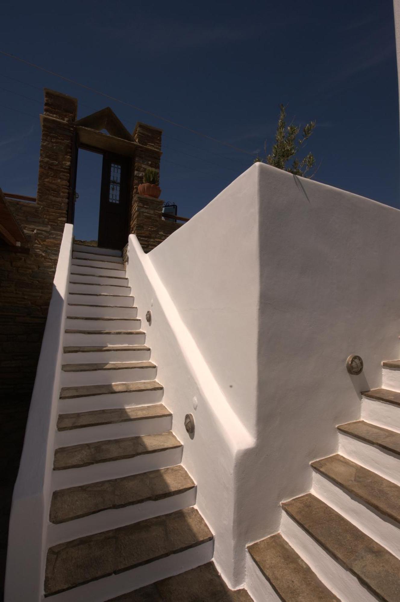 Summer Time - Tinos 3*