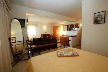 Summer Time - Tinos Hotel apartamentowy Agios Sostis (Tinos)